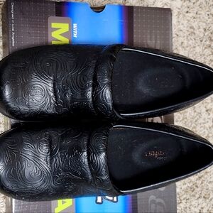 Safe T Step Black Women's clogs